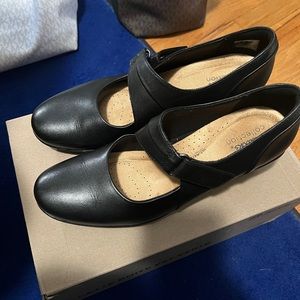 Clarks Emslie Lulin Pumps SZ 8 N
